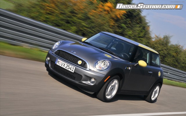 BMW MINI E Widescreen Picture #4 BMW MINI E Widescreen Picture #4